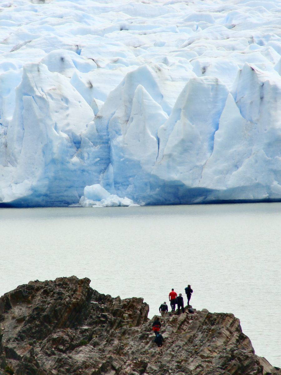 Hiking to Grey lookout Torres del Paine